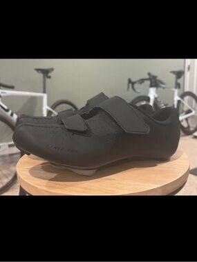 Men's Bontrager cycling shoes